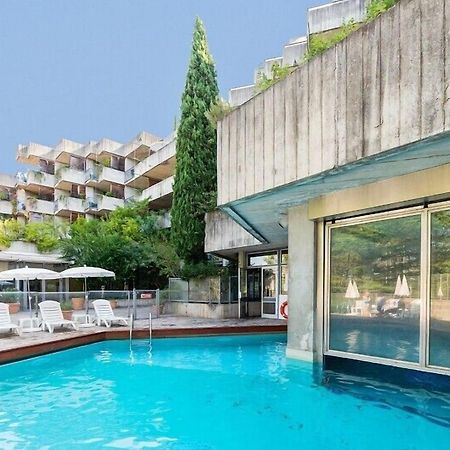 SOWELL HOTELS Ardèche Grospierres Exterior foto