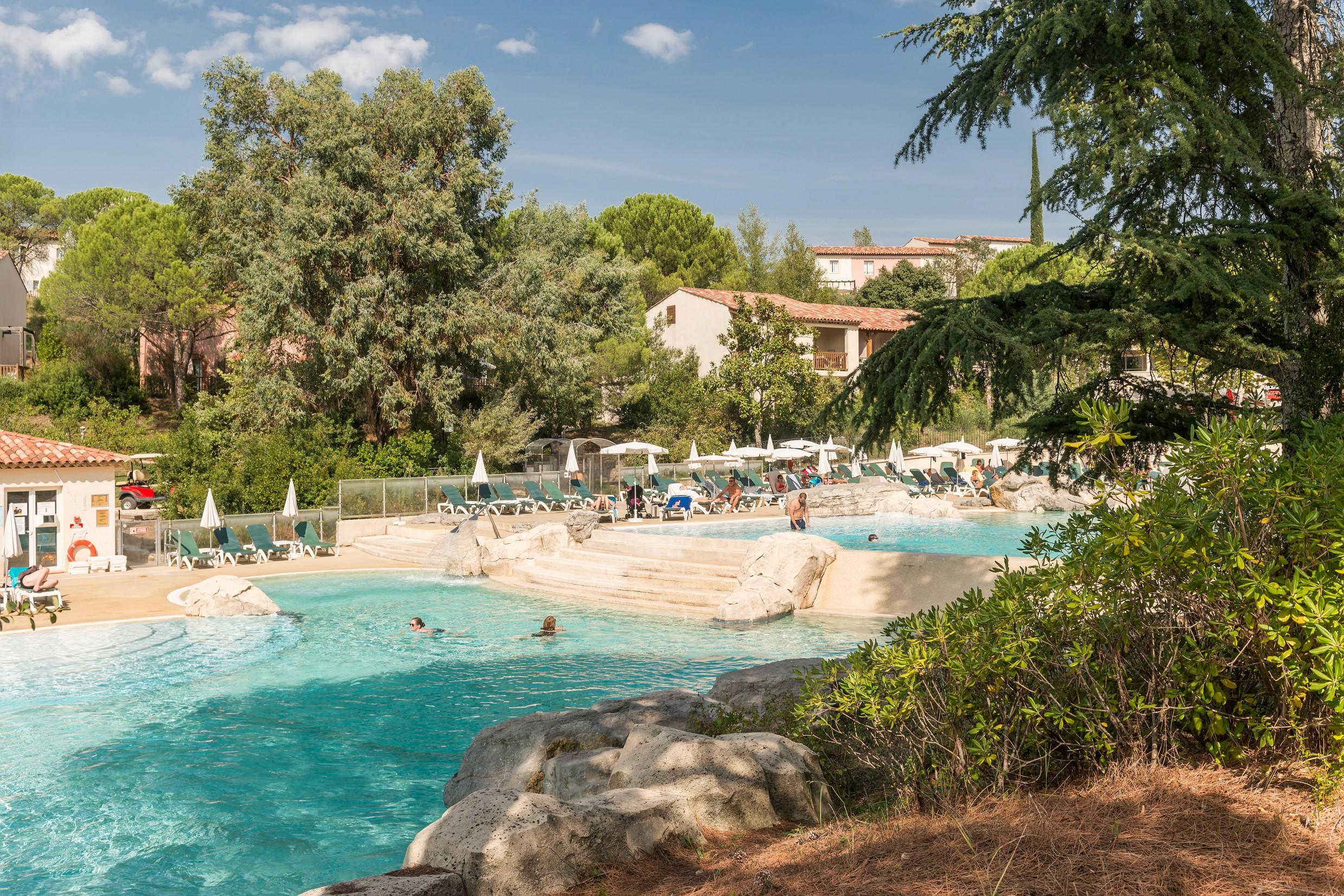 SOWELL HOTELS Ardèche Grospierres Exterior foto